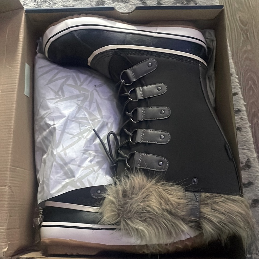 JBU Edith snow boots